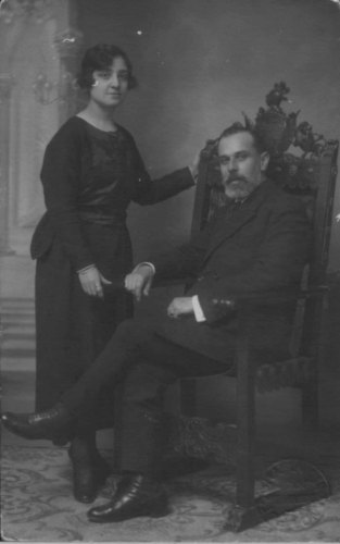Antonio Quijano Gómez y Abuela Pepa, 1925